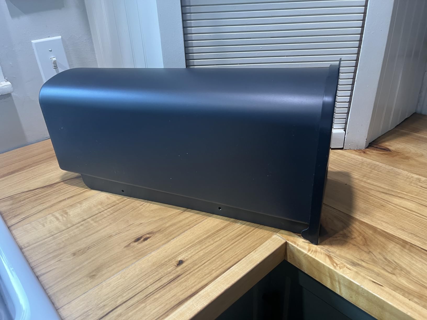 Architectural Mailboxes Parsons Medium Capacity Plastic Post Mount Mailbox, Black customer photo 1