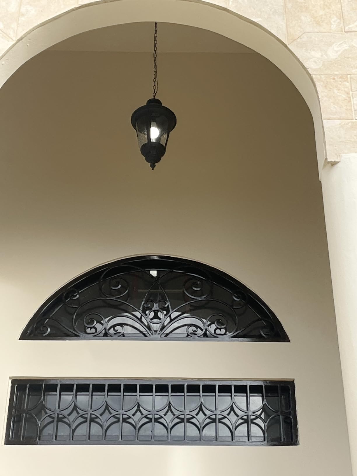 Emliviar Vintage Farmhouse Outdoor Hanging Light Lantern, 25 Inch Large Exterior Pendant Light Ceiling Mount with Seeded Glass, Black Finish, XE265H BK customer photo 2