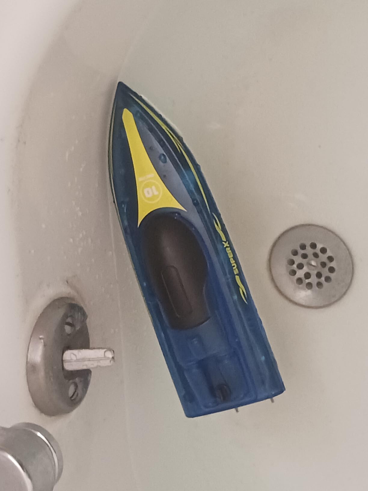 RC Boat with LED - Remote Control Boat for Pools and Lakes 2.4 GHZ RC Boats with 2 Rechargeable Battery Whole Body Waterproof, Low Battery Alarm, Water Play Toy Gift for Boys&Girls customer photo 1