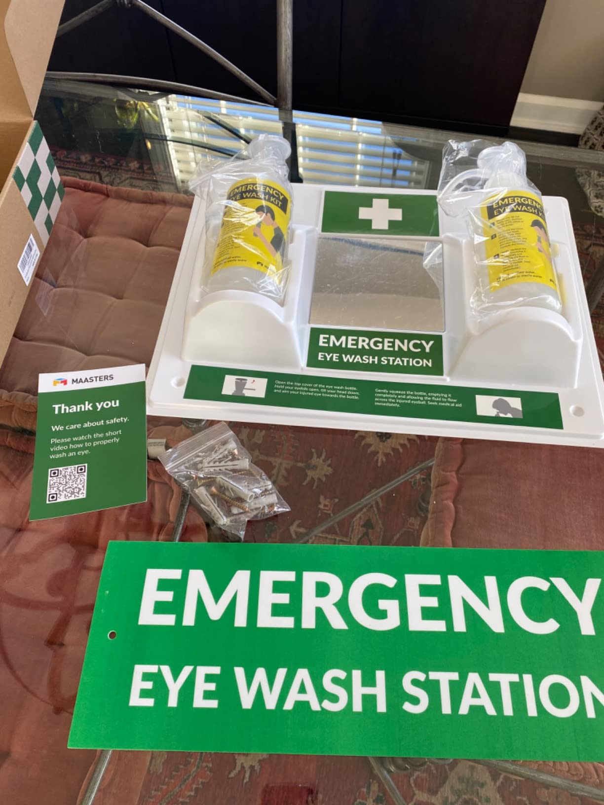 BPA Free Portable Eye Wash Station OSHA Compliant - Wall-Mounted First Aid Eye Wash Kit w/Mirror & 2X 16oz Empty Bottles - No Eyewash Solution Included - Emergency Eyewash - Set of 1 customer photo 2