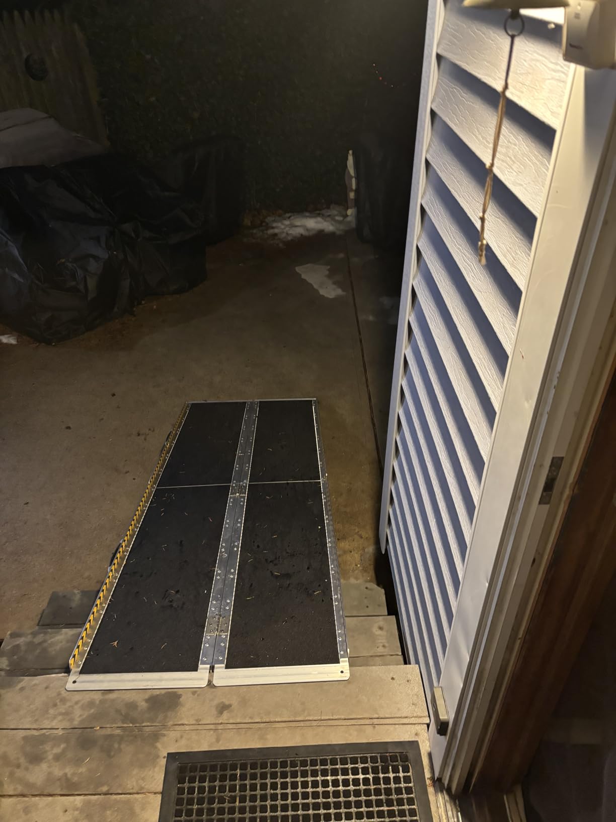 VNN Portable Wheelchair Ramp 4FT, Non-Slip Aluminum Ramps for Wheelchairs for Home, Handicap Wheelchair Ramps for Home Steps, Aluminum Loading Dock Plates, Doorways customer photo 1