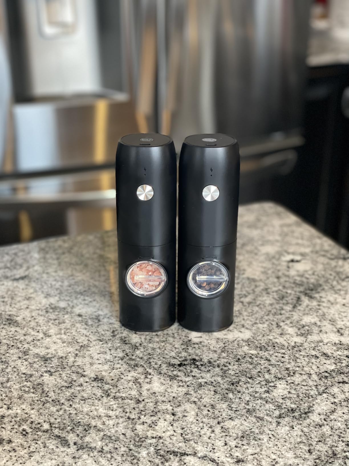 Electric Salt and Pepper Grinder Set-Rechargeable Automatic Pepper Mill Grinder with LED Home Gifts for Women, USB Adjustable Coarseness shakers, One-Hand Operation for Kitchen Appliances customer photo 2