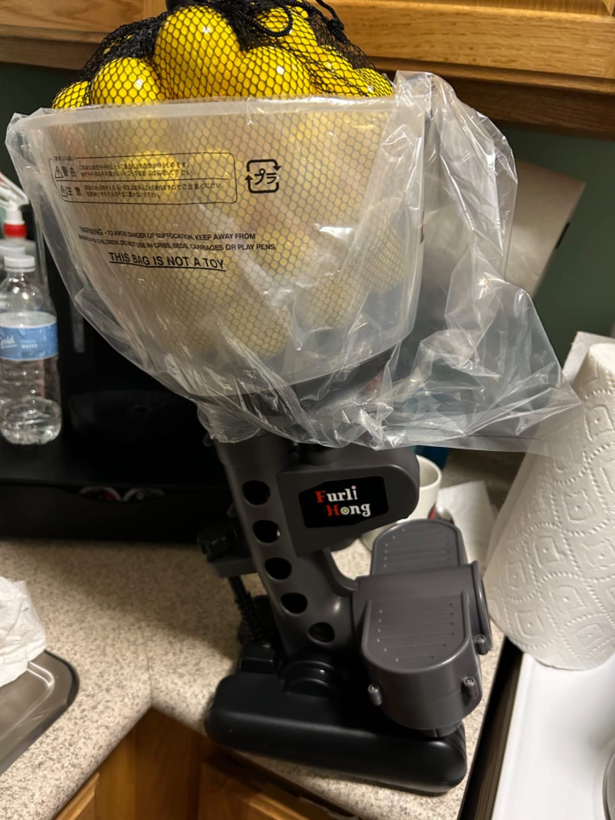 Furlihong 692BH Baseball Pitching Machine, Use Ping Pong Size Training Balls for Visual Acuity and Hitting Accuracy Improvement, Powered by Batteries or AC Power, Includes 60 pcs Balls customer photo 1