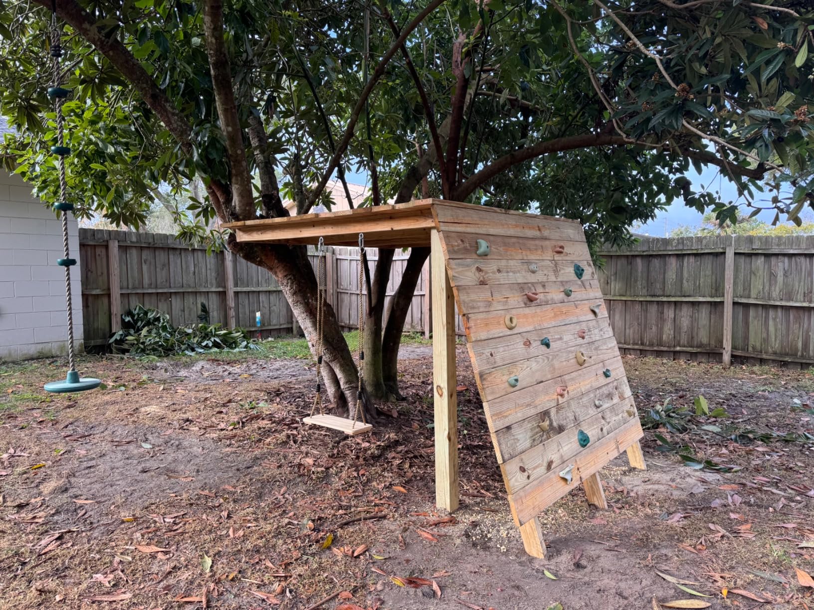 Premium Rock Climbing Holds - Rock Climbing Wall for Kids Inside - Rock Wall Climbing Holds Kids - Indoor Rock Climbing Wall for Kids customer photo 2