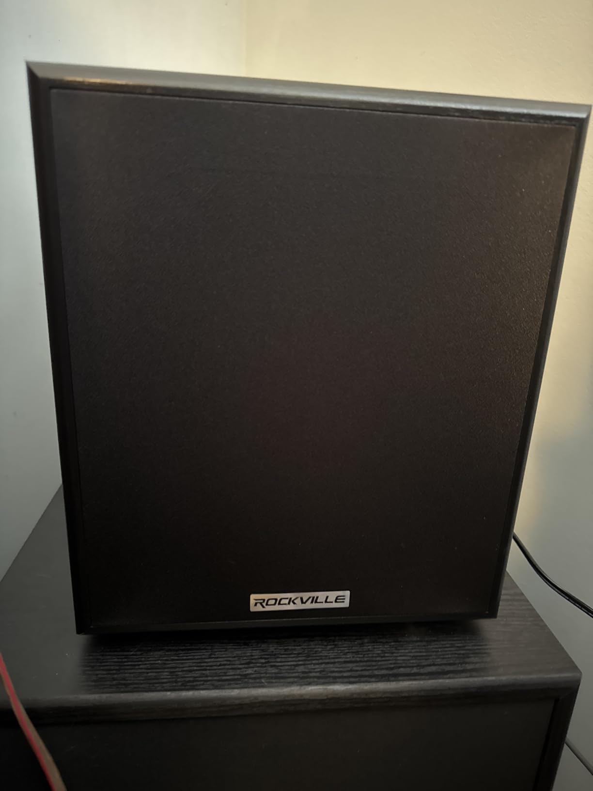 Rockville Rock Shaker 6.5 Inch 200W Peak/100W RMS Powered Home Theater Subwoofer, Deep Bass, Wood Enclosure, Adjustable Crossover, for Movies and Music customer photo 2