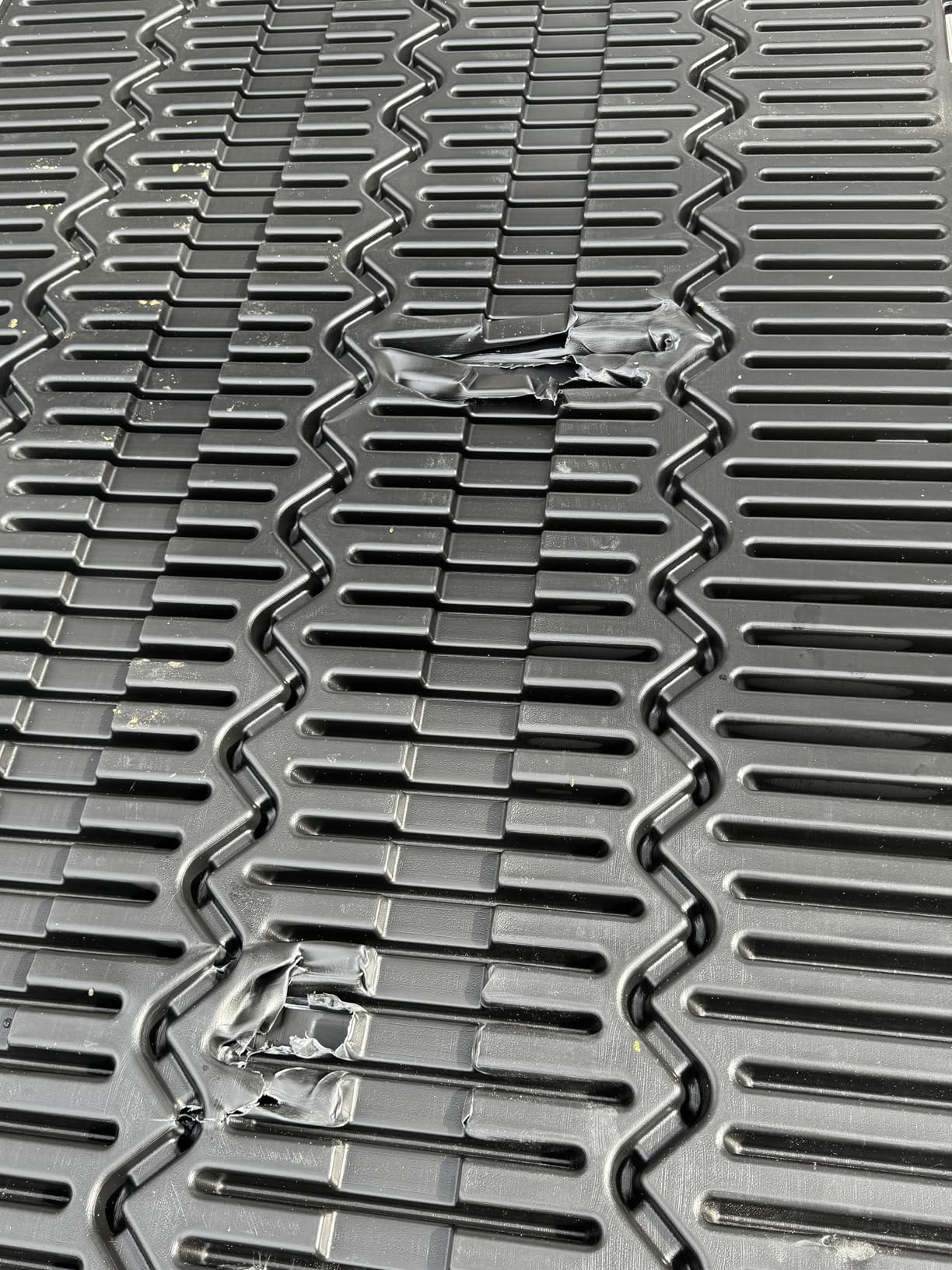 Rubbermaid Extra Large Resin Outdoor Storage Shed With Floor (7 x 10 Ft.), Weather Resistant, Brown, Organization for Home/Lawn Mower/Backyard Equipment/Bike Storage/Pool Supplies customer photo 1