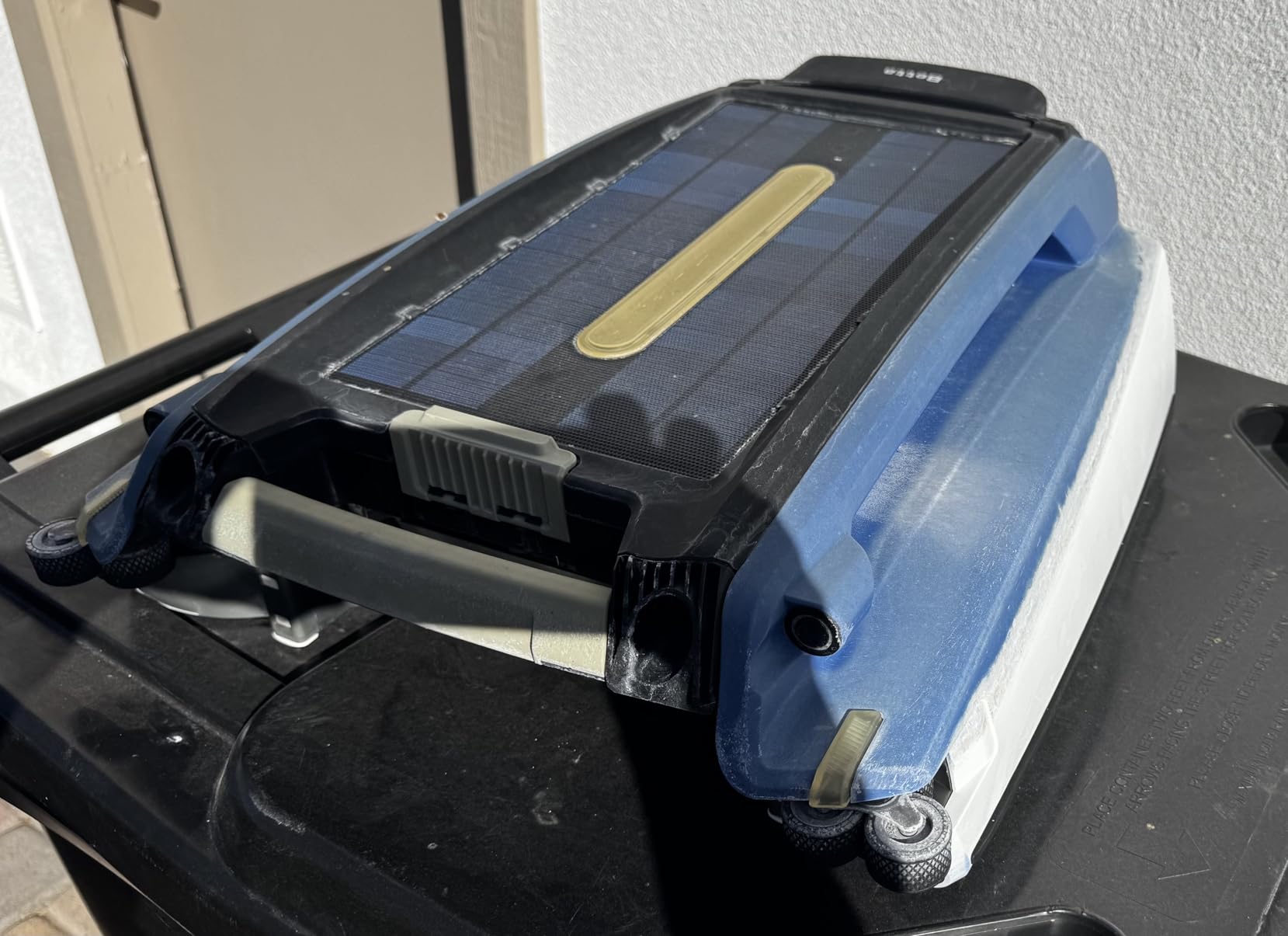 Betta SE Solar Powered Automatic Robotic Pool Surface Skimmer Cleaner with 24/7 Continuous Cleaning Battery Power and Re-Engineered Twin Salt Chlorine Tolerant Motors (Blue) customer photo 2