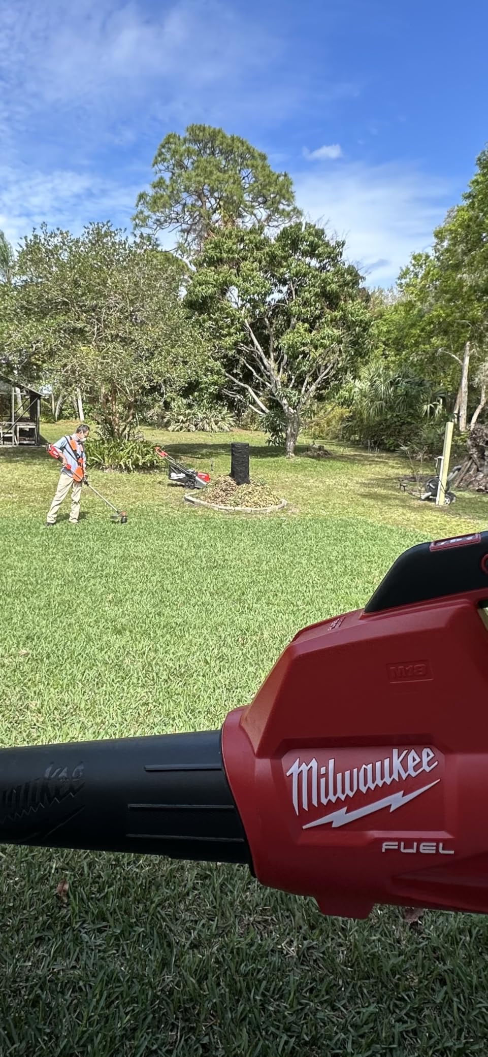 Milwaukee Electric M18 Fuel 21 SELF-PROPELLED Dual Battery Mower Kit customer photo 1