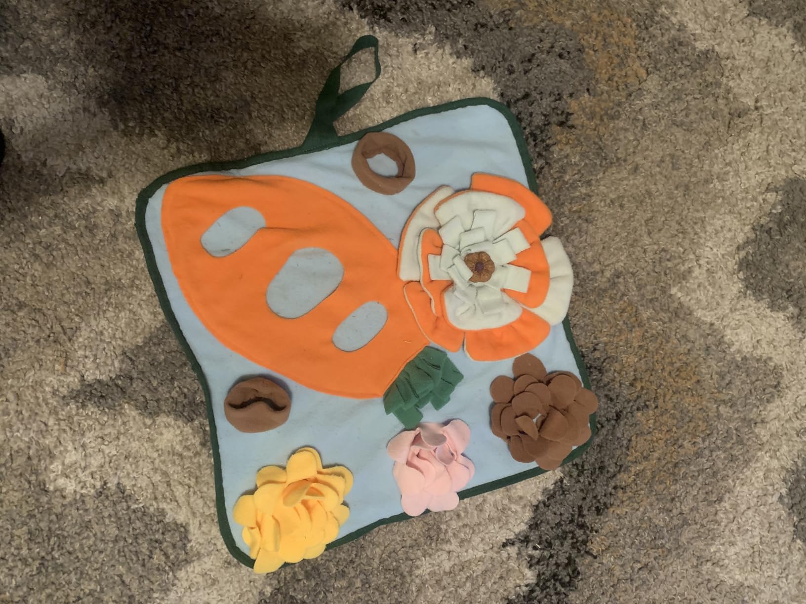 Adpartner Rabbit Foraging Mat Bunny Toys, 20