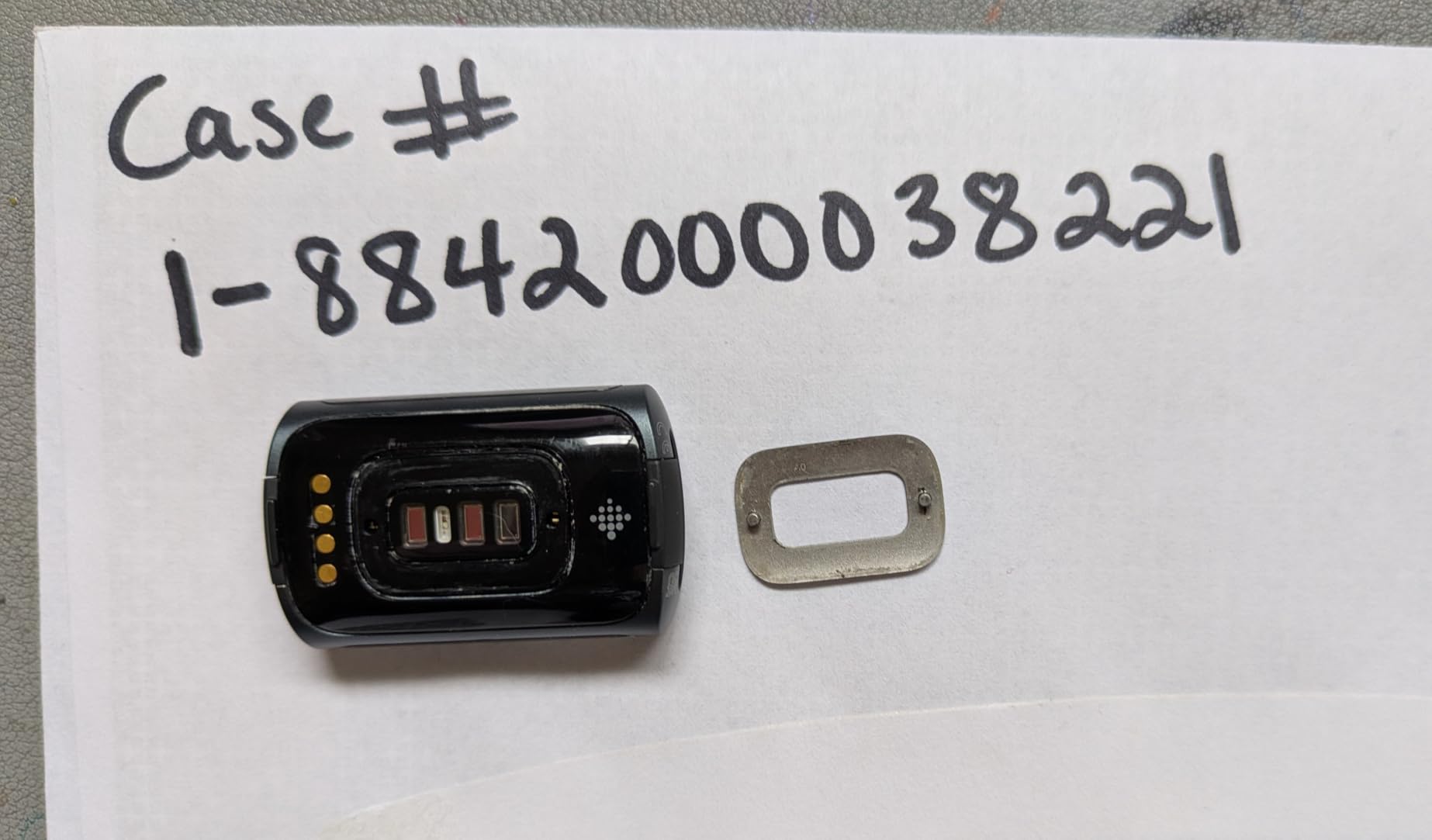 Charge 5 Advanced Fitness Tracker with GPS, Heart Rate, Sleep & Health Tracker - Power Bundle with Adapter (Graphite Stainless Steel) customer photo 2