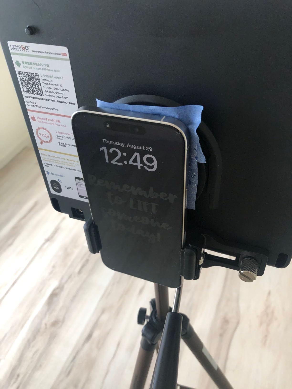 LENSGO TC7S Portable Teleprompter for Phone, 9.7 inches One-Second Fold Mini Teleprompter with Remote Control, App Compatible with iPhone & Android for Online Teaching Vlog Live Streaming Interview customer photo 2