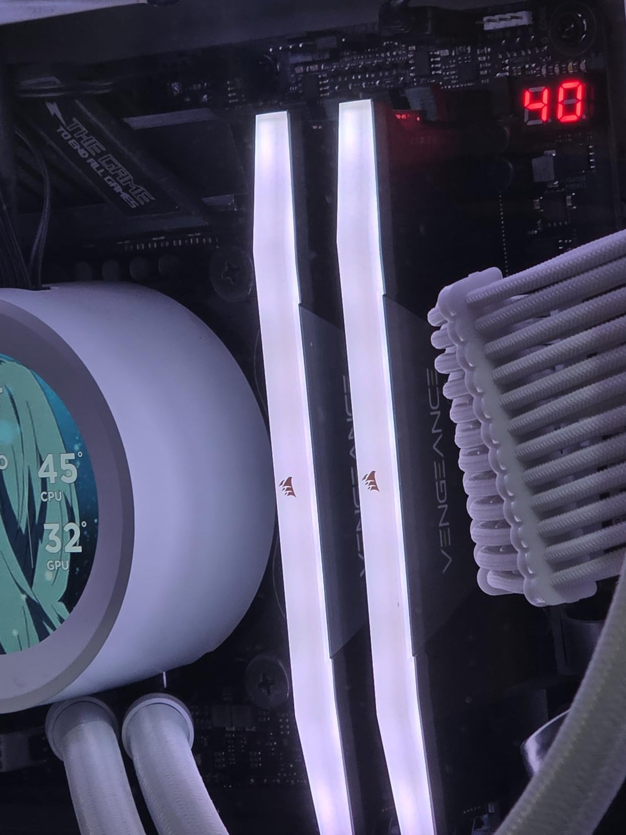 CORSAIR VENGEANCE RGB DDR5 RAM 32GB (2x16GB) 6400MHz CL36-48-48-104 1.35V Intel XMP 3.0 Desktop Computer Memory - Black customer photo 1