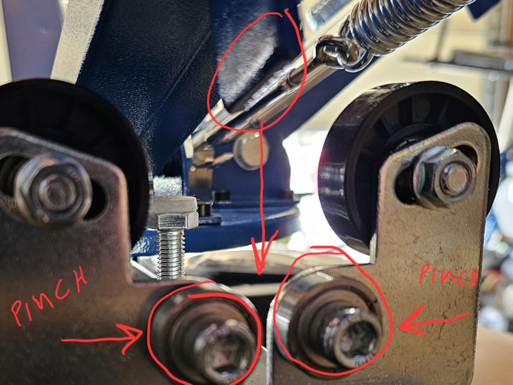 VEVOR Screen Printing Machine, 4 Color 1 Station 360° Rotable Silk Screen Printing Press, 21.2x17.7in / 54x45cm Screen Printer Press, Double-Layer Positioning Pallet for T-Shirt DIY Printing customer photo 2