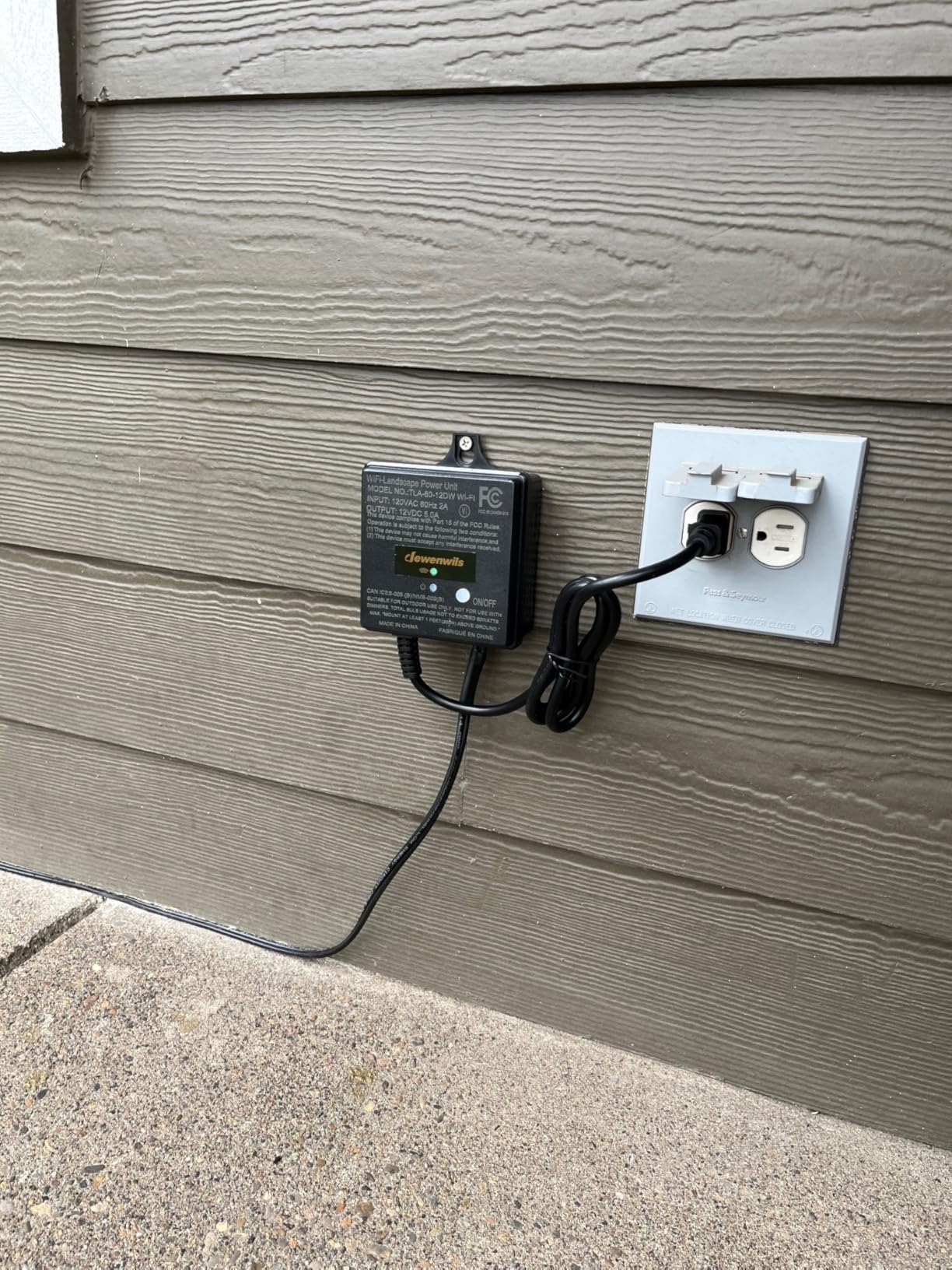 DEWENWILS 60W WiFi Low Voltage Transformer, 120V AC to 12V DC, Smart Outdoor Low Voltage Landscape Transformer with Timer, Work with Alexa & Google Home, Weatherproof for Landscape Lights, ETL Listed customer photo 1