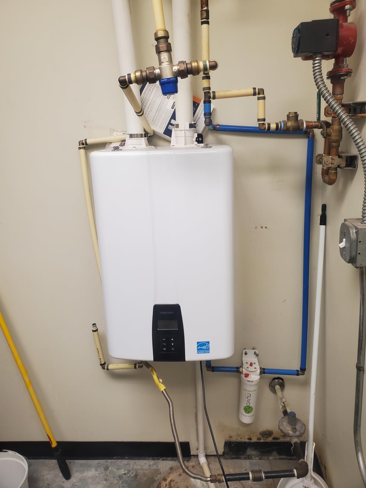 iCrimp IWS-1807CN PEX Crimping Tool Kit with PEX Crimpers, PEX Tubing Cutter, Copper Ring Removal Tool for 1/2'' & 3/4'' Copper Crimp Rings, Meets ASTM F1807 Standard customer photo 2