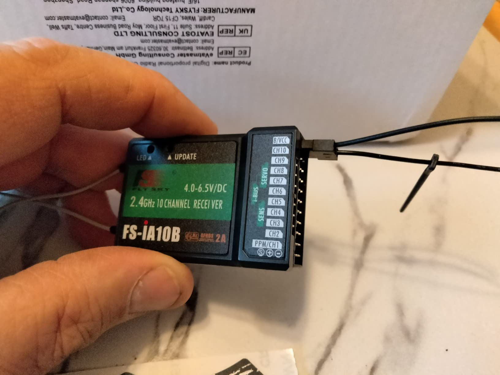 Flysky FS-i6X 10 Channels RC Transmitter and Receiver FS-iA10B 2.4GHz Fly AFHDS2A Sky Radio Control System for FPV Drone Quadrotor, Fixed Wing, RC Car and Boat (Mode 2 Left-Hand Throttle) Black customer photo 2