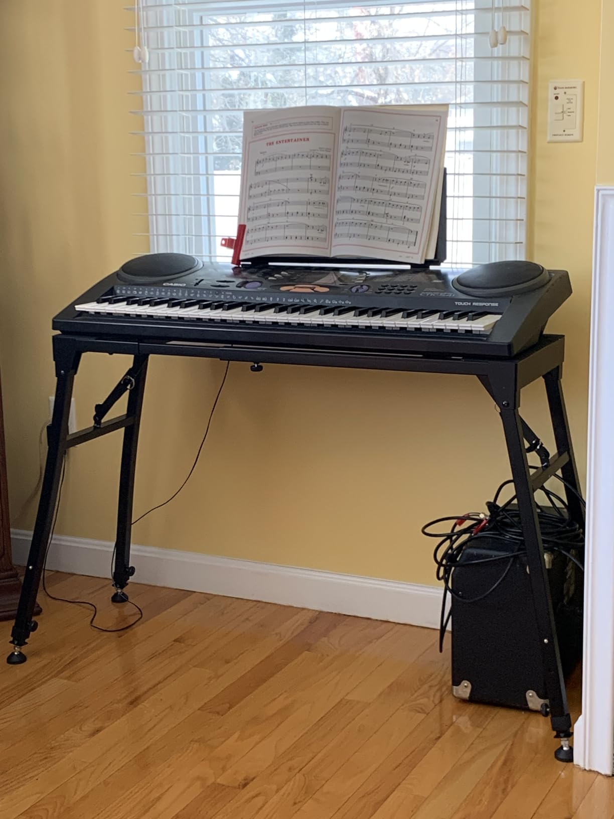 Liquid Stands Collapsible Piano Keyboard Stand - Adjustable and Portable Heavy Duty Music Stand for Kids & Adults - Fits 54-88 Key Electric Digital Pianos - Sturdy Musical Keyboard Table customer photo 1