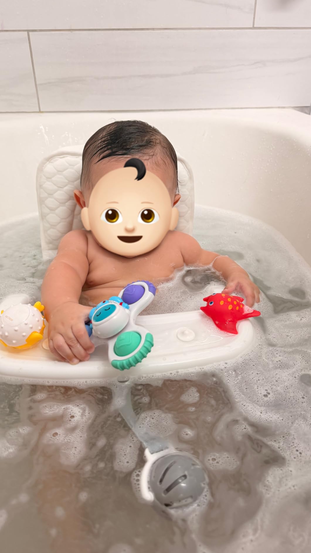 BabyBond Baby Bath Seat with Sitting & Lying 2 Modes, 3-Speed Adjustment, Powerful Suction Cups, Infant Bathtub Chair with Soft and Comfortable Towel, Folding and Hanging customer photo 1