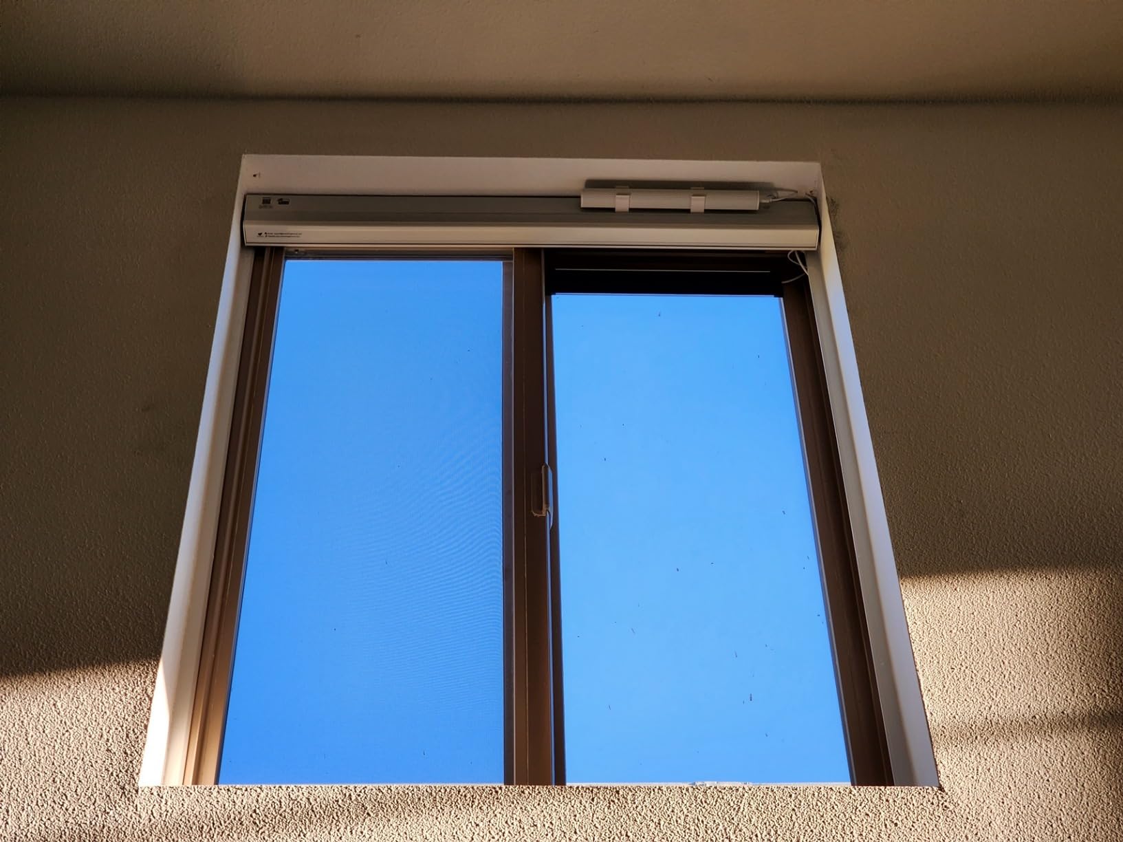 SmartWings Motorized Cellular Shade 60% Blackout Compatible with Z-Wave Homekit Alexa, Smart Blinds Honeycomb Shade Light Filtering Customized Size with Remote for Windows (White) customer photo 2