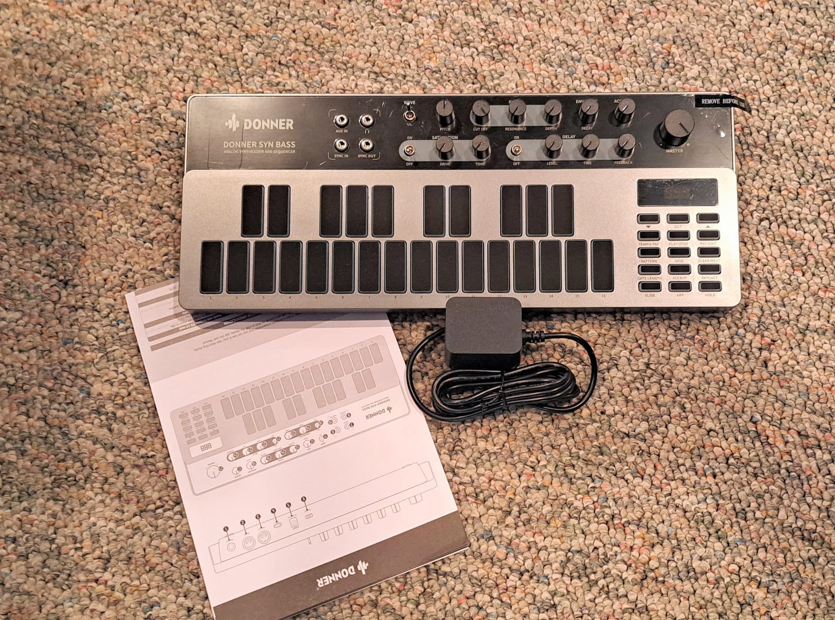 Analog Bass Synthesizer and Sequencer, Donner Essential B1 with Intuitive User Interface, 128 Patterns Memory, Saturation & Delay Effects, Make for Classic Acid Sound customer photo 2