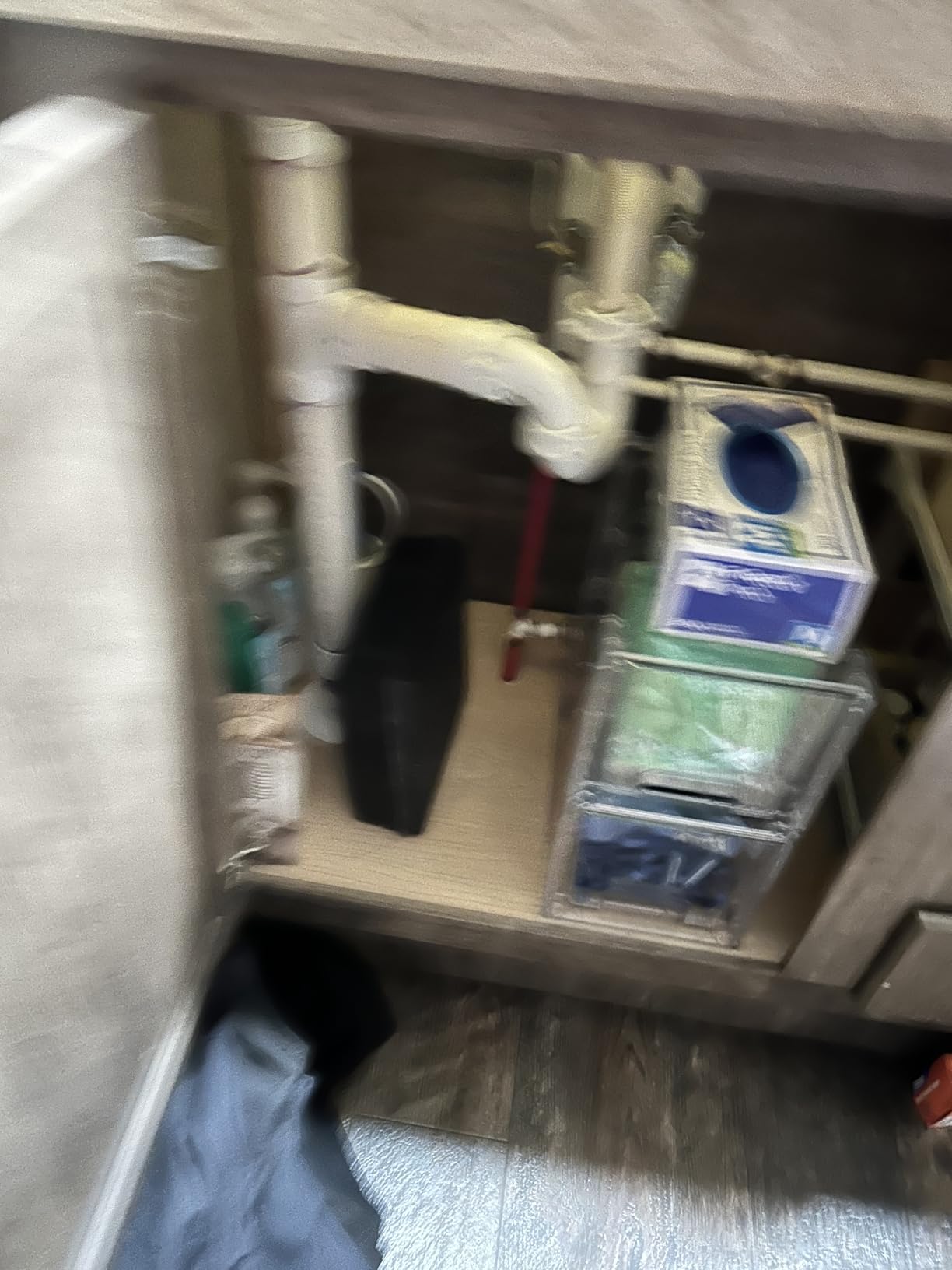 Vtopmart 4 Pack Large Stackable Storage Drawers,Easily Assemble Acrylic Bathroom Closet Undersink Organizers and Storage,Plastic Bins for Kitchen Cabinets,Pantry,Makeup,Medicine Organization customer photo 1