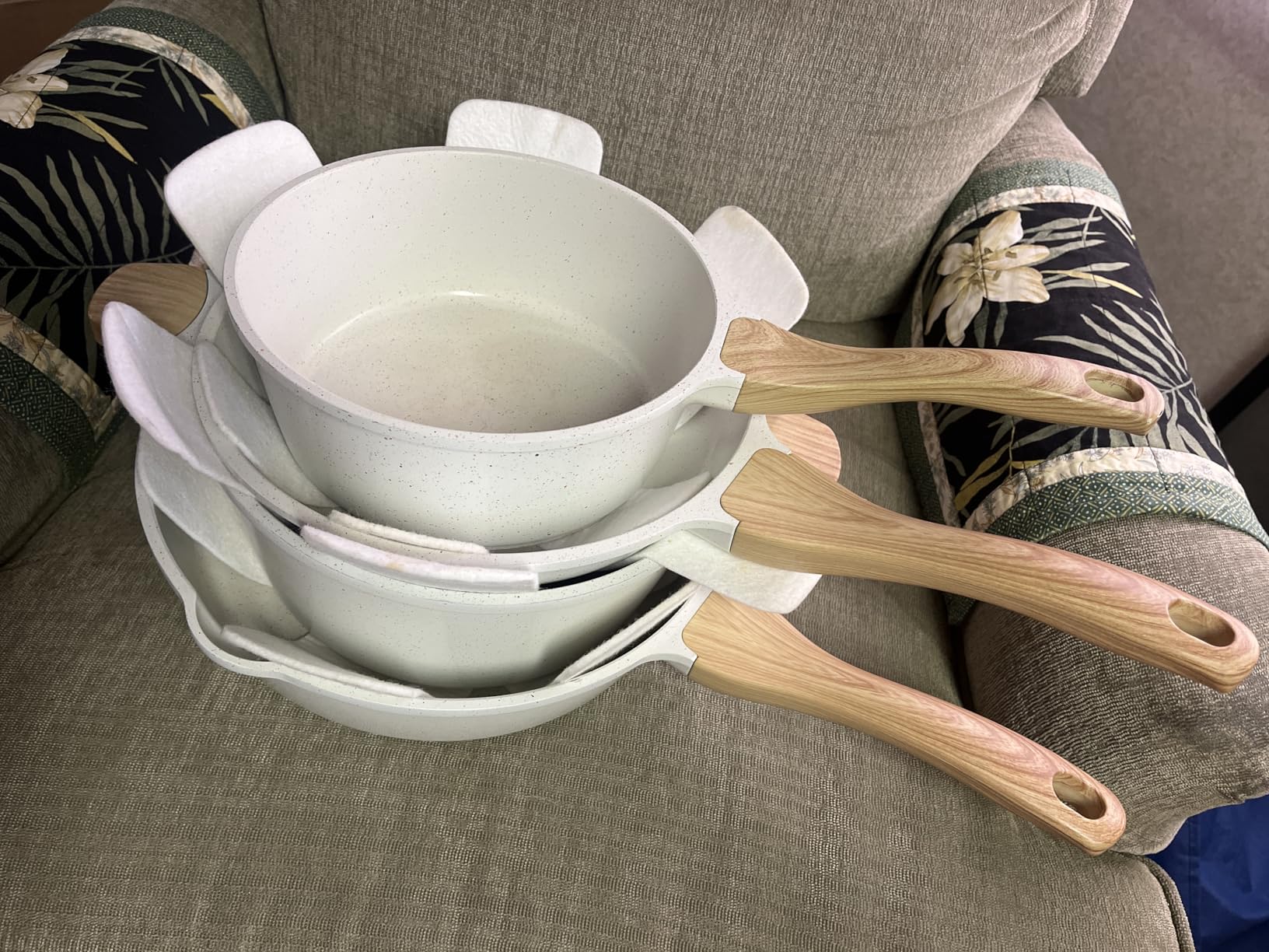 SENSARTE Nonstick Ceramic Cookware Set 13-Piece, Healthy Pots and Pans Set, Non-toxic Kitchen Cooking Set with Stay-Cool Handles, Silicone Tools and Pot Protectors, PFAS and PFOA Free customer photo 1