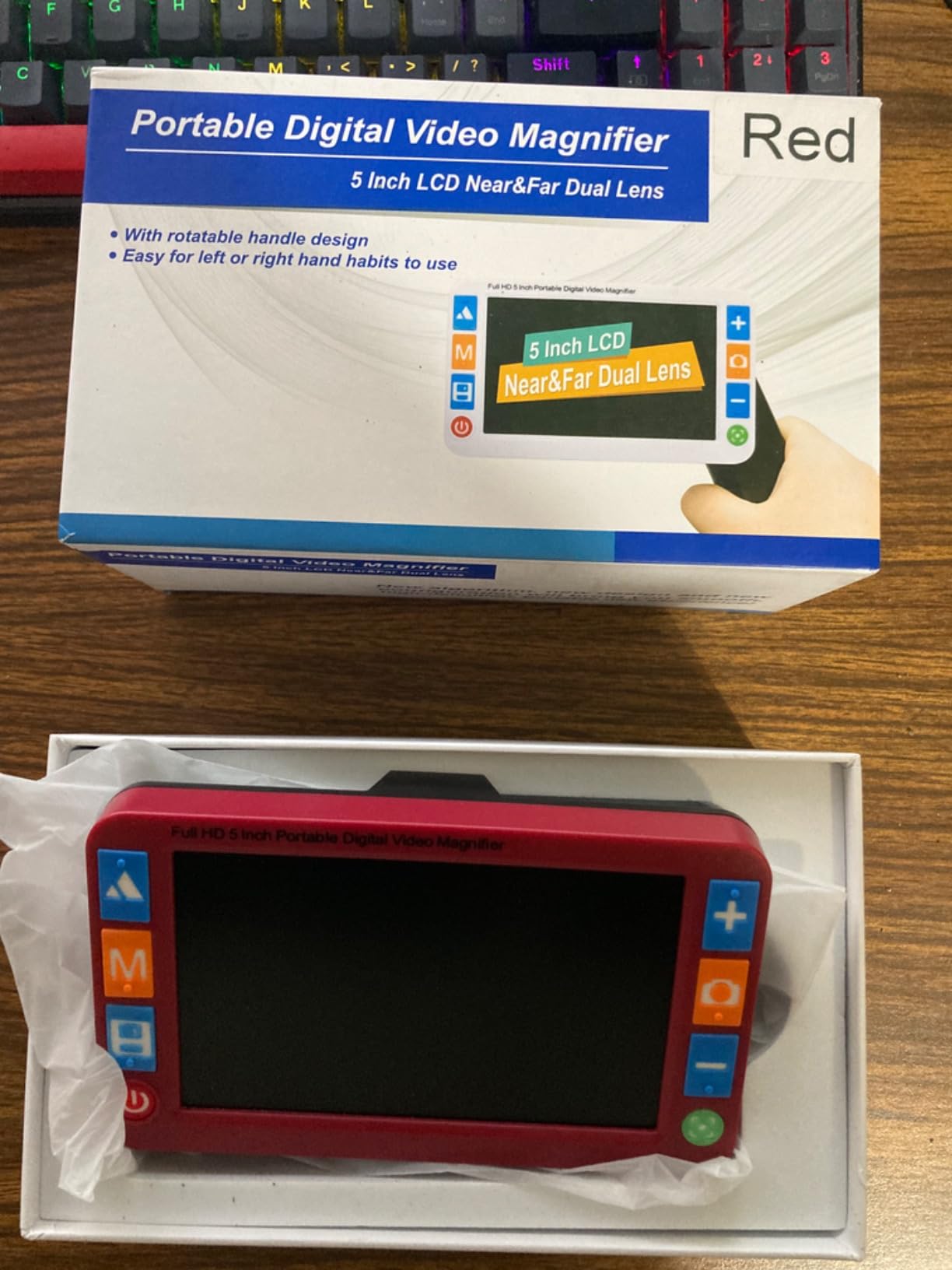 Portable Digital Video Magnifier, Electronic Reading Aid 5.0 Inch with Foldable Handle for The Visually Impaired Macular Degeneration Low Vision, 2X-32X Times Zoom 26 Color Modes customer photo 1