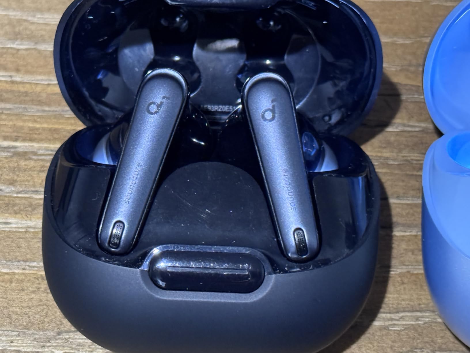 by Anker Liberty 4 NC Wireless Earbuds, 98.5% Noise Reduction, Adaptive Noise Cancelling to Ears and Environment, Hi-Res Sound, 50H Battery, Wireless Charging, Bluetooth 5.3 customer photo 2