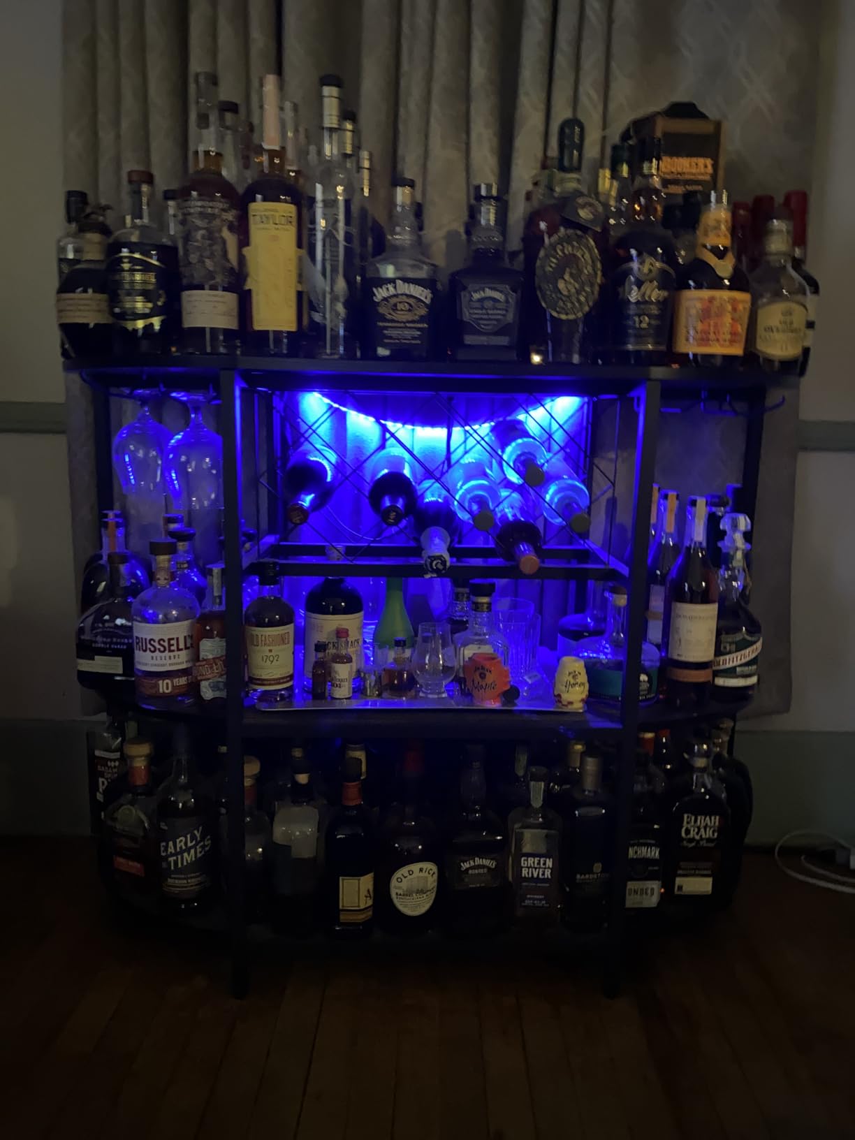 Zarler Bar Cart with Power Outlet Easy to Assemble, LED Home Bar Cabinet for Liquor, 47.3
