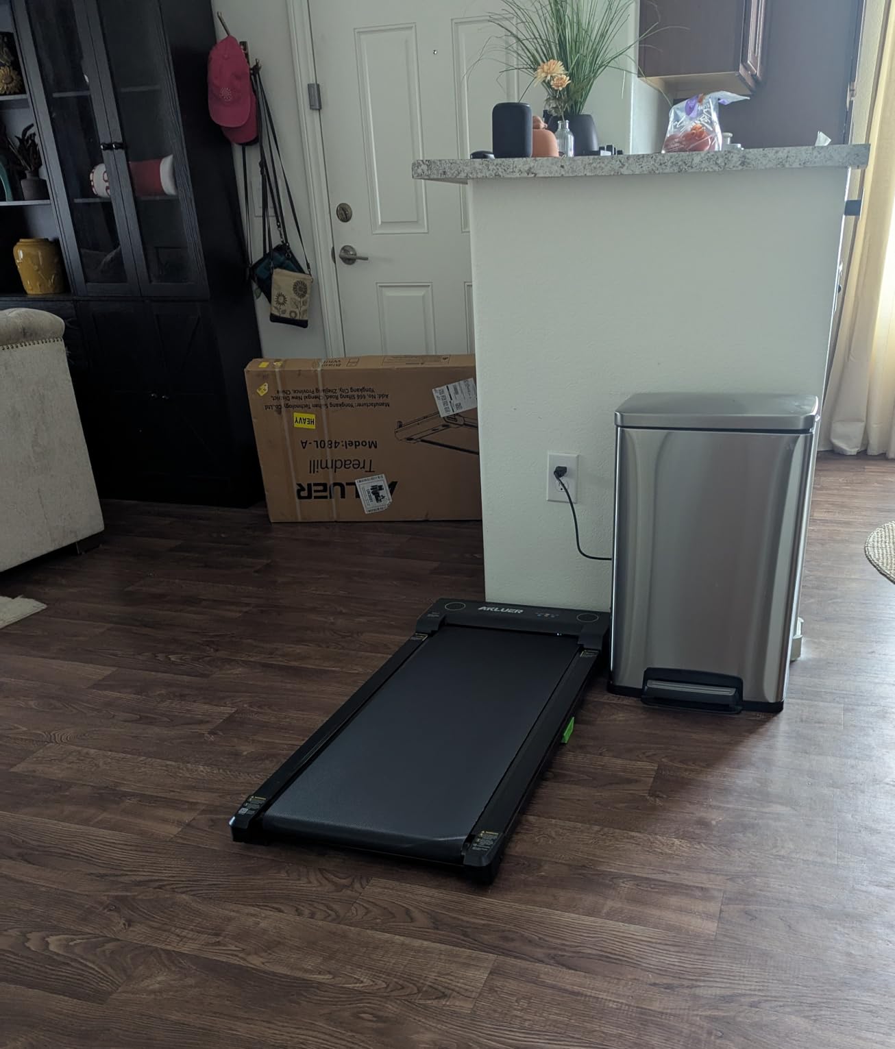 Walking Pad with Incline, Akluer Incline Treadmills for Home, 2.5 HP Under Desk Treadmill Small with Remote Control, Walking Pad Small Treadmill with LED Display customer photo 1