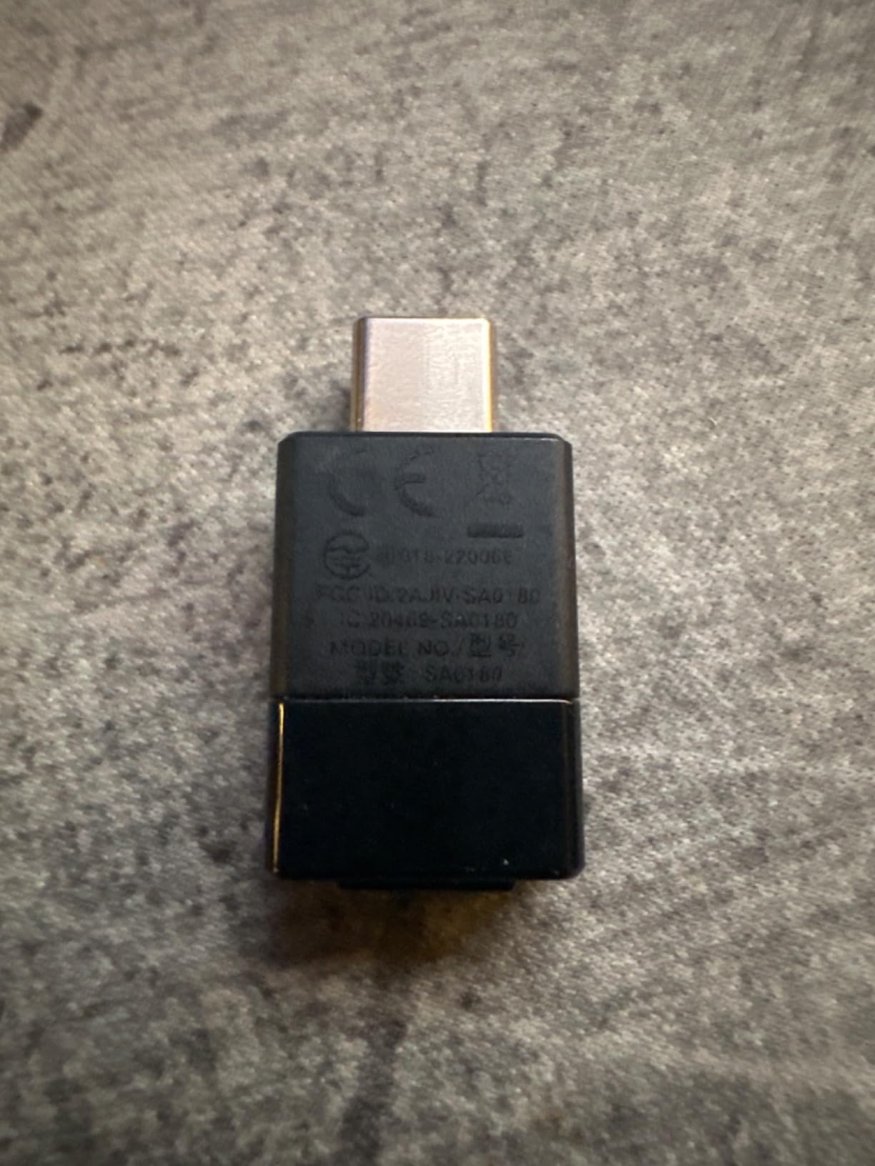 Creative BT-W5 Smart Bluetooth 5.3 Audio Transmitter with aptX Adaptive, High-Resolution 24-bit / 96 kHz Audio, Device-Switching Function, Works with PC/Mac/Gaming Consoles customer photo 2