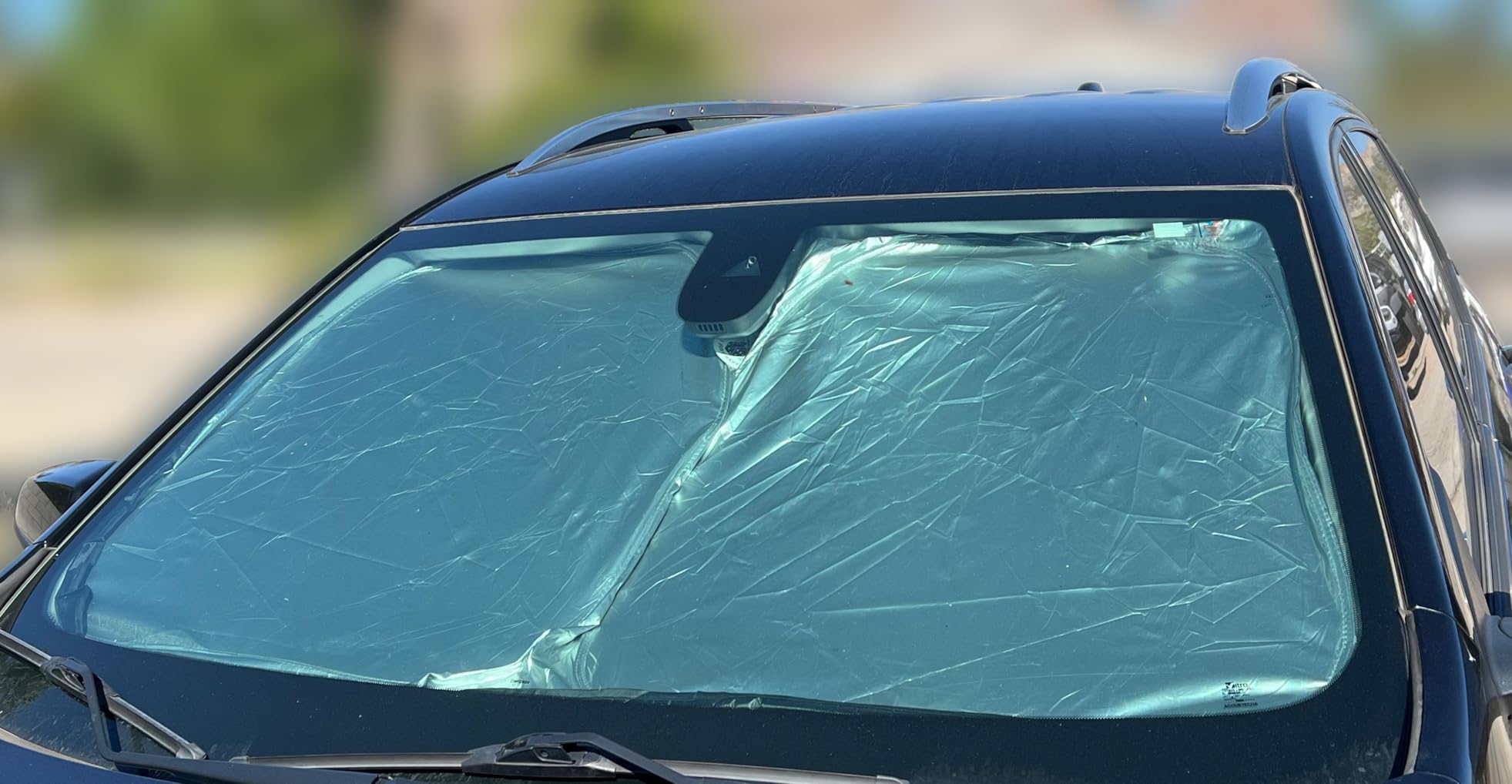 300T Thickened Automotive Glass Sunshade and Comes with Storage Bag,Keep Car Interior Cool,Universal Windshield Sun Shade Fit for Cars,Trucks,SUVs (L: 57.08 * 31.5 inch) customer photo 2