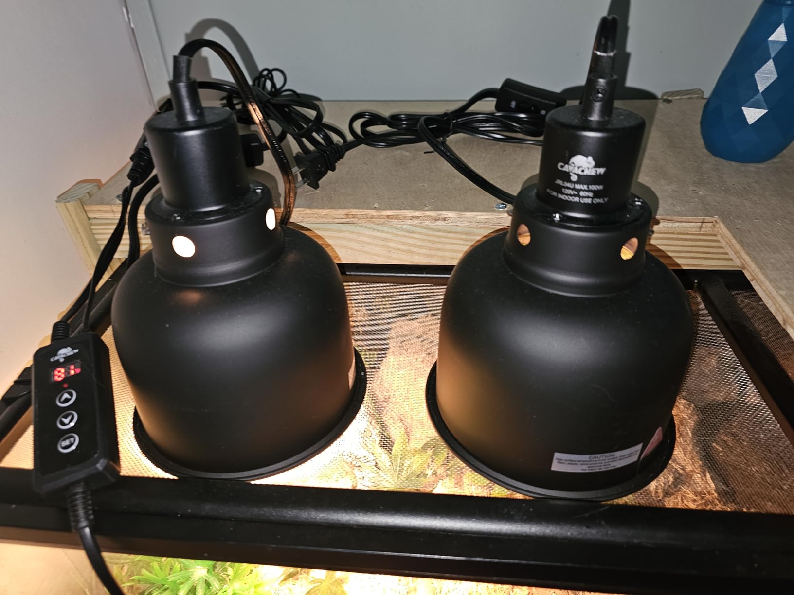 Dimming Thermostat Reptile, Thermostat for Reptile Heat Lamp Mats Bulbs, PID Temperature Controller for Reptile Amphibian Habistat, Memory Function, LED Digital Screen, Sensitive Probe, 300W customer photo 2