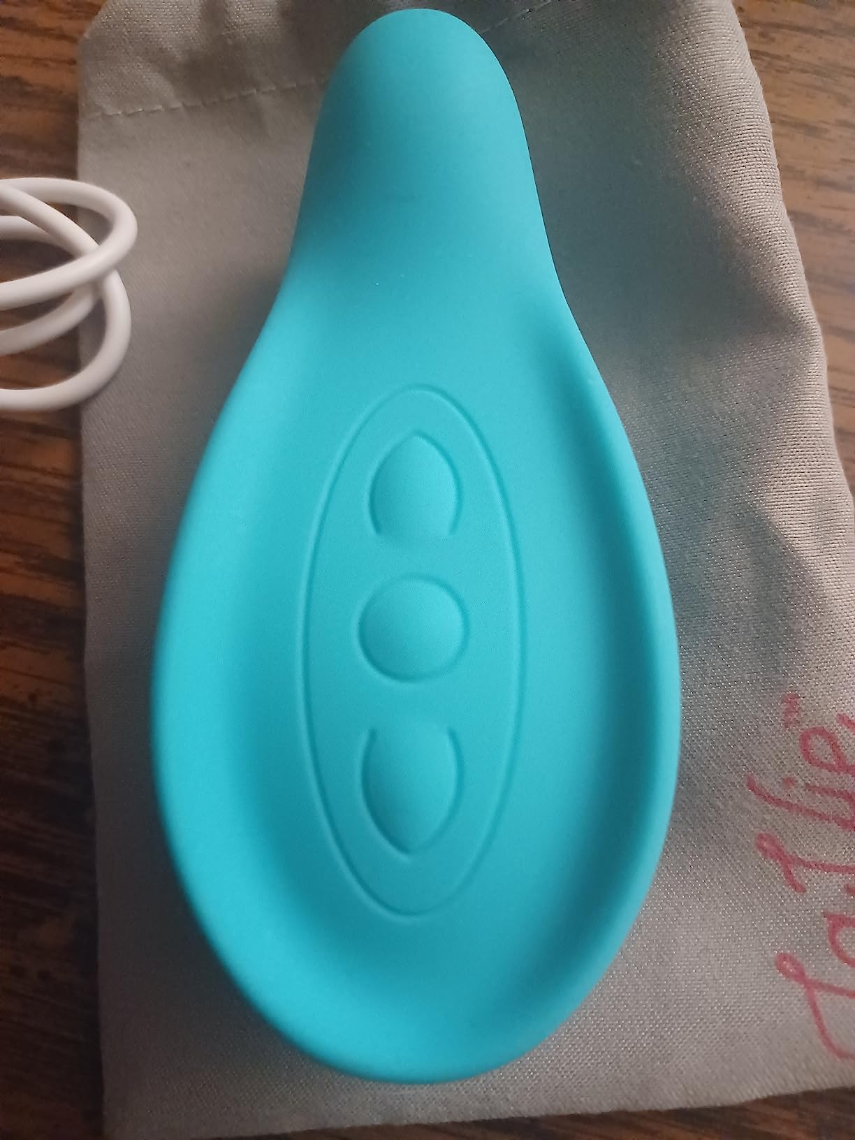 TMJ Relief - Calming Vibration for Pain Relief - Soothe Tension in Neck, Jaw, and Face - Best Ergonomic Massage Tools for Facial & Tooth Pain - Waterproof, Soft Silicone Design for Men & Women customer photo 2