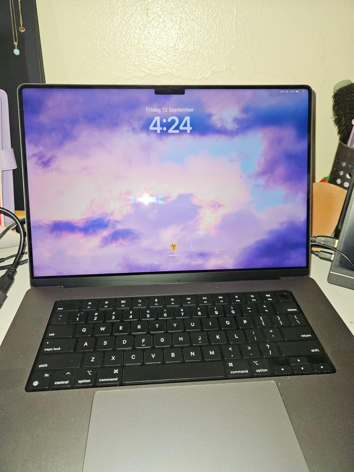 Apple MacBook Pro 2023 with Apple M2 Max Chip (16-inch, 32GB RAM, 1TB SSD Storage) (QWERTY English) Silver (Renewed) customer photo 1