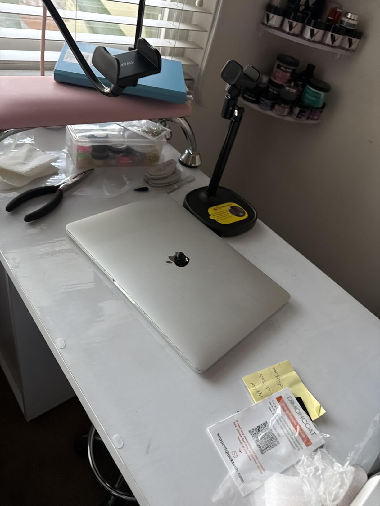 DIMONCOAT Phone Stand for Desk, Angle Height Adjustable Phone Holder for Desk, Aluminum Alloy Universal iPhone Holder, Retractable Cell Phone Stand Recording Office for iPhone 17 16 15 Pro Max Air customer photo 1