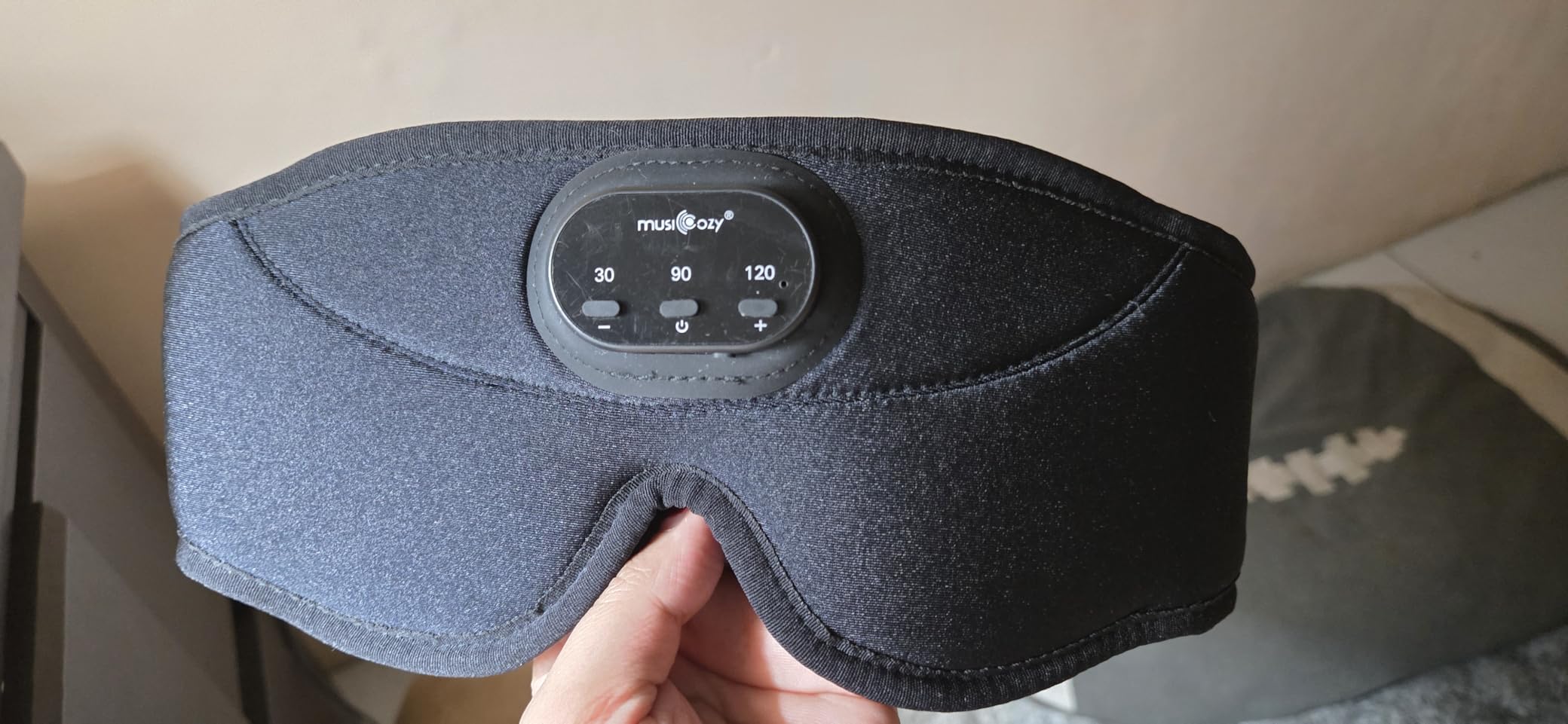 MUSICOZY 3D Bluetooth Sleep Mask with Headphones and Timer, Wireless Sleep Headphones for Side Sleepers, Eye Mask with Bluetooth Headphone, Unique Gifts for Men Women, Black customer photo 2