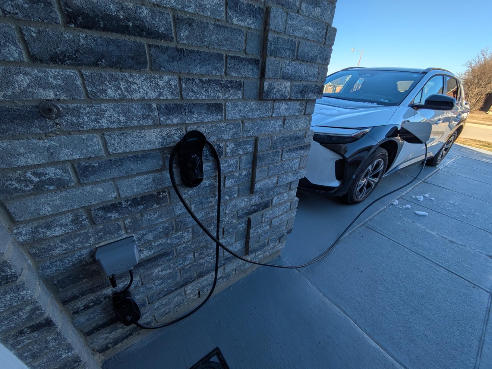 Lectron Level 1 EV Charger - ETL Certified, 120V, 15 Amp, 16 ft Extension Cord & J1772 Cable - Portable Electric Car Charger for J1772 EVs and Plug-in Hybrid Vehicles customer photo 2