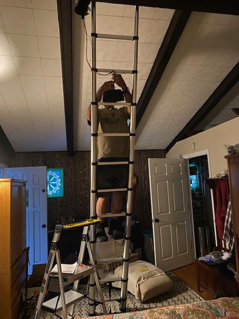 BOCOM 14.5 FT Aluminum Telescoping Ladder, Lightweight Multi-Purpose Collapsible Extension with 2 Triangle Stabilizers, Heavy Duty 330 lbs Max Capacity, Ideal for Home, RV, and Outdoor Work customer photo 2