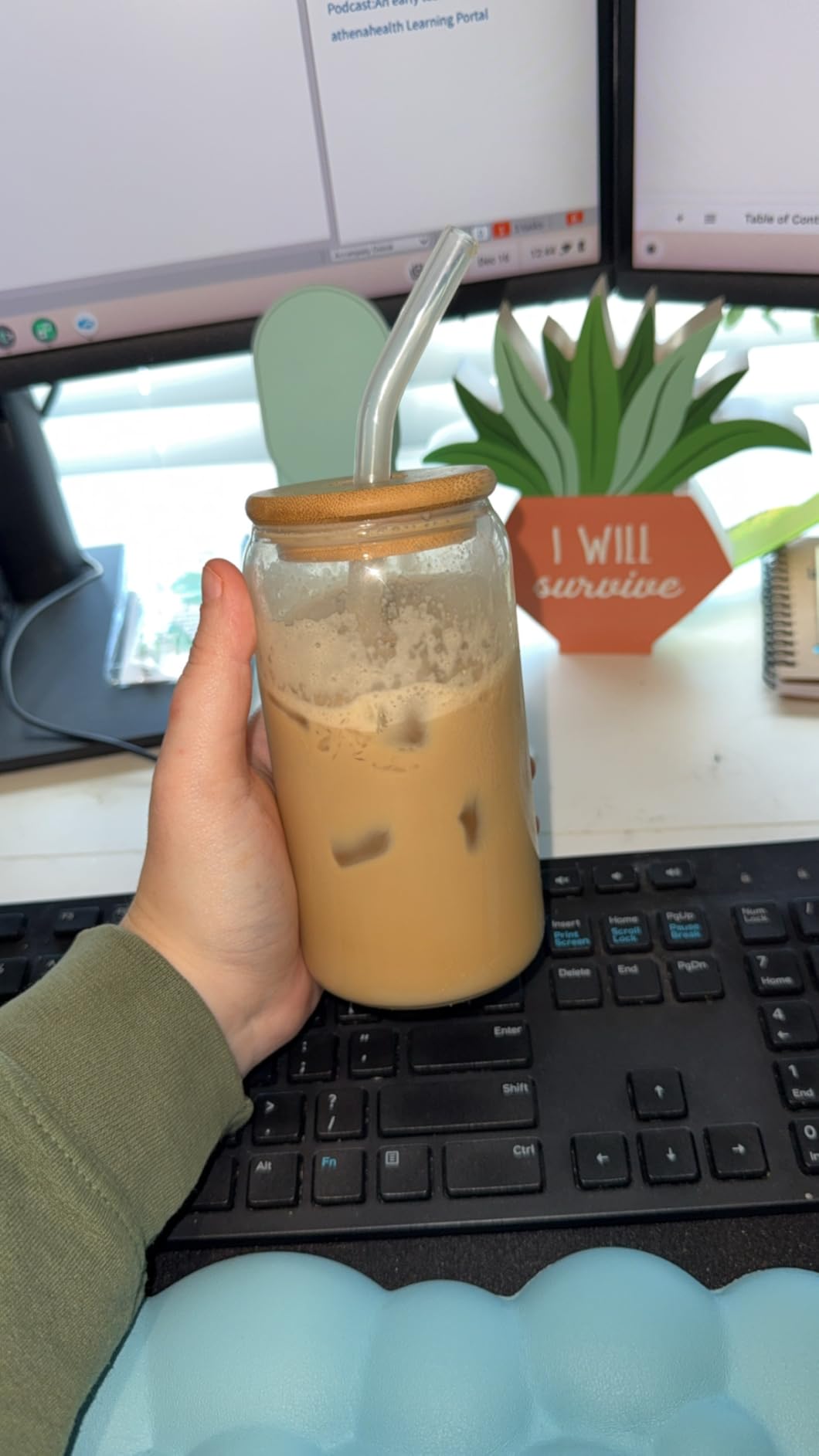 Vertuo Lattissima Coffee & Espresso Maker by De'Longhi, Matte White and Glossy customer photo 1