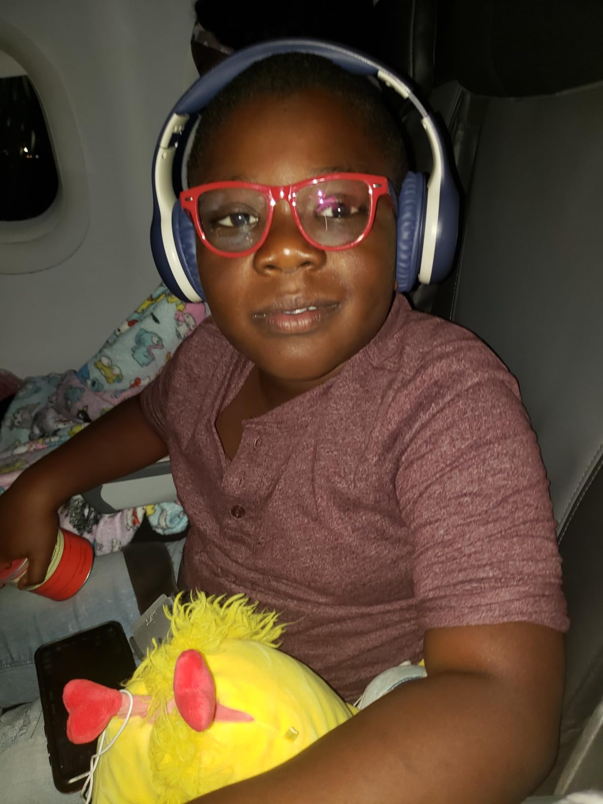 EarFun K2 Kids Bluetooth Headphones, Kids Headphones with Volume Limited, 40H Playtime, Built-in Mic, Stereo Sound, Foldable Over-Ear Headphone for School/Travel/iPad/Tablet, Blue customer photo 1