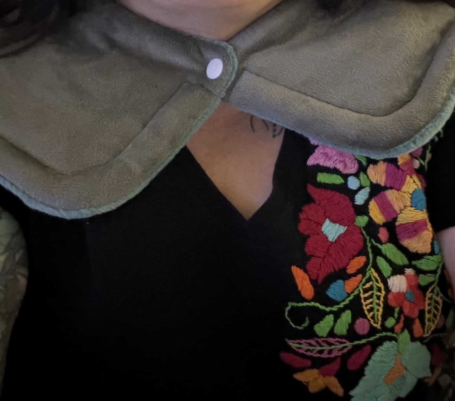 Neck Shoulder Heating Pad Gift for Back Pain Relief, Electric Weighted Heat Pads for Cramps, Leg and Foot, Gifts for Christmas, Mothers Day, Fathers Day, Birthday, Women, Men, Mom, Dad customer photo 1