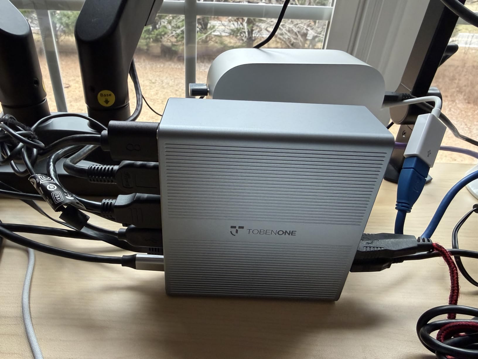 TobenONE DisplayLink Docking Station Triple Monitor with 120W Power Adapter, Triple 4K Display for MacBook Pro/Air, Thunderbolt 4/3, USB-C Windows(3X HDMI, 3X DP, 2xUSB-C, 4xUSB 3.2, SD/TF) customer photo 1