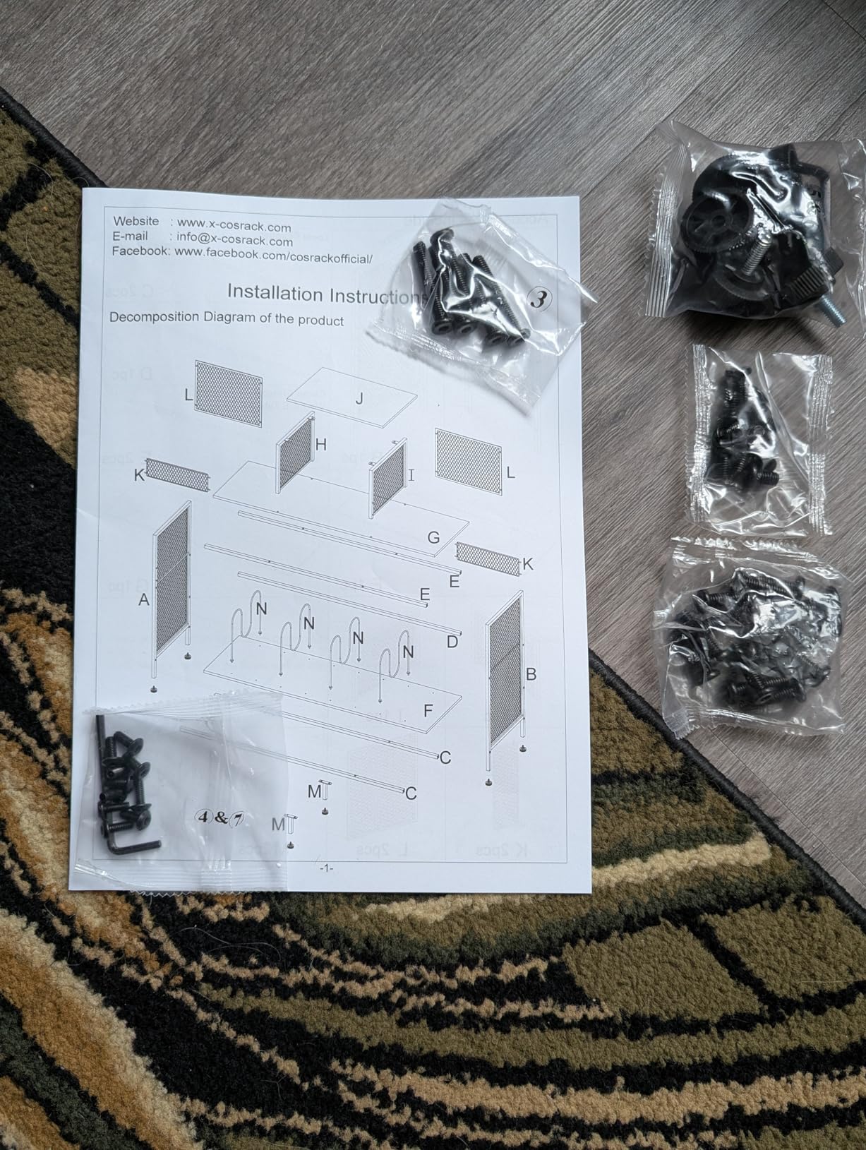 Large Vintage Record Player Table with 4 Adjustable Dividers, Vinyl Record Storage Cabinet for Up to 350 Albums, Medieval Turntable Stand for Living Room, Bedroom (Patent Pending) customer photo 1