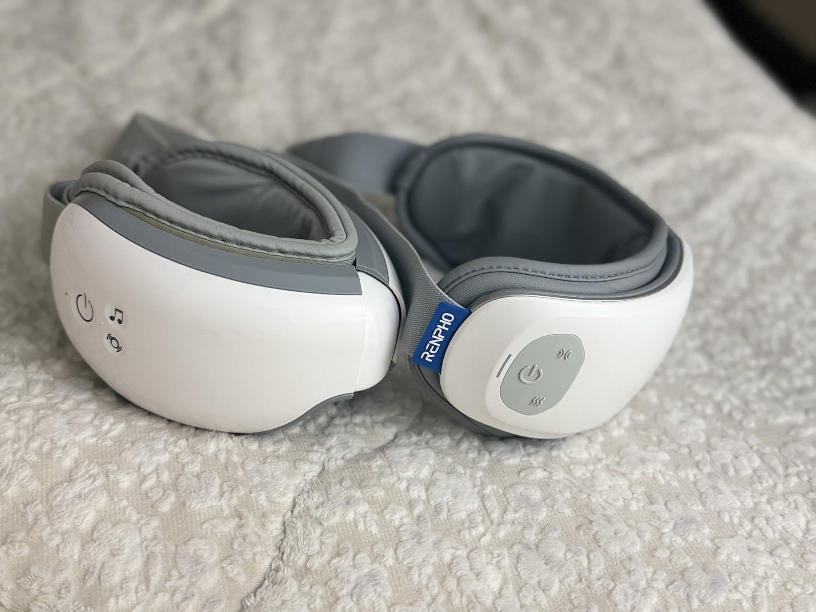 RENPHO Eyeris 3 Eye Massager with Heat and Cooling Voice Control, FSA Eligible HSA, Birthday Gifts for Women Men Him Her, Migraine Relief Eye Mask for Migraines, Eye Care with Massage, Reduce Dry Eyes customer photo 1