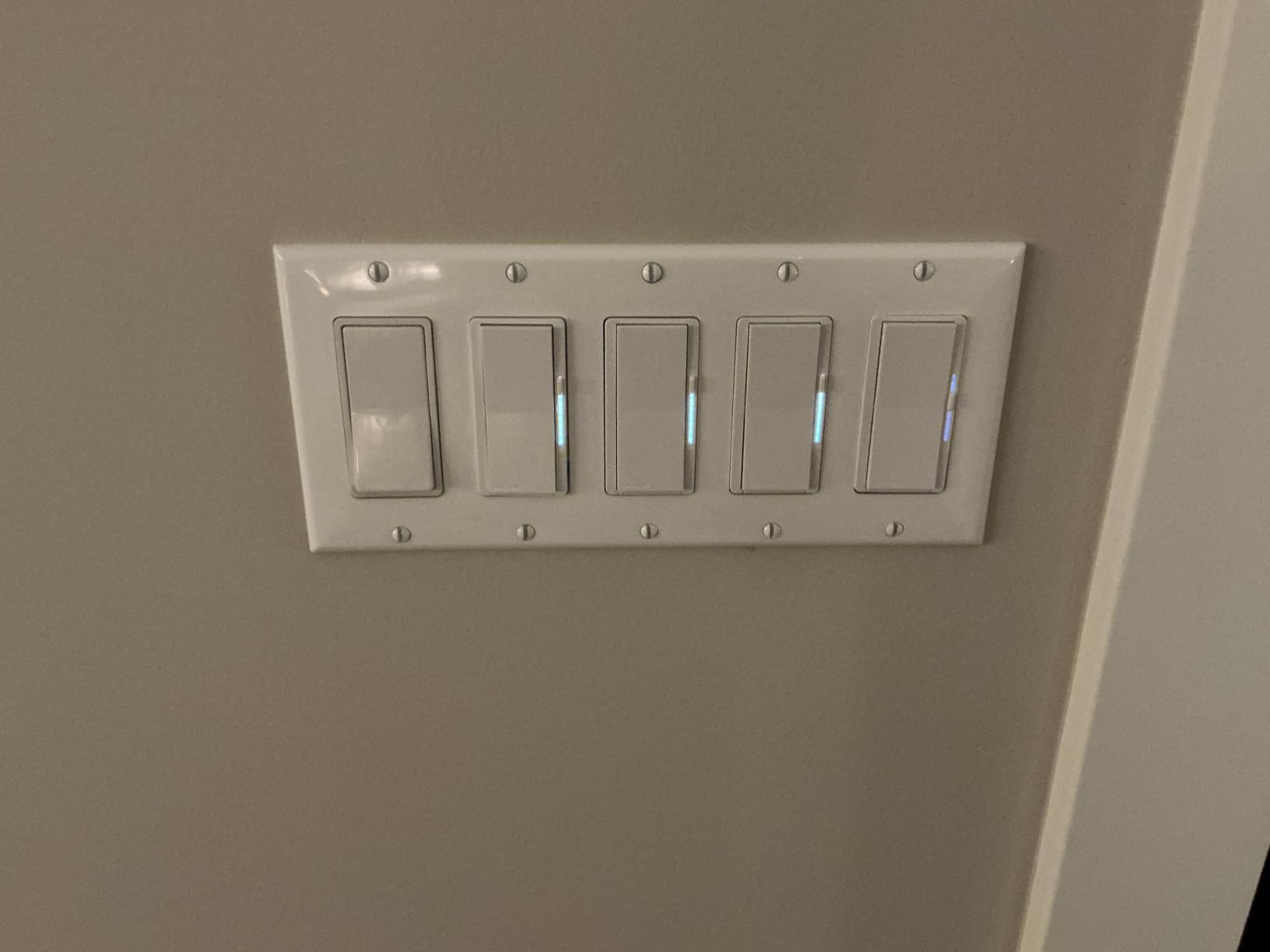 Diva Smart Dimmer Light Switch for Caseta Lighting (Lutron Smart Hub Required), for LED Lights, 150W, Single-Pole/3-Way, No Neutral, White, 2 Pack (DVRF-6LS-WH-2) customer photo 2