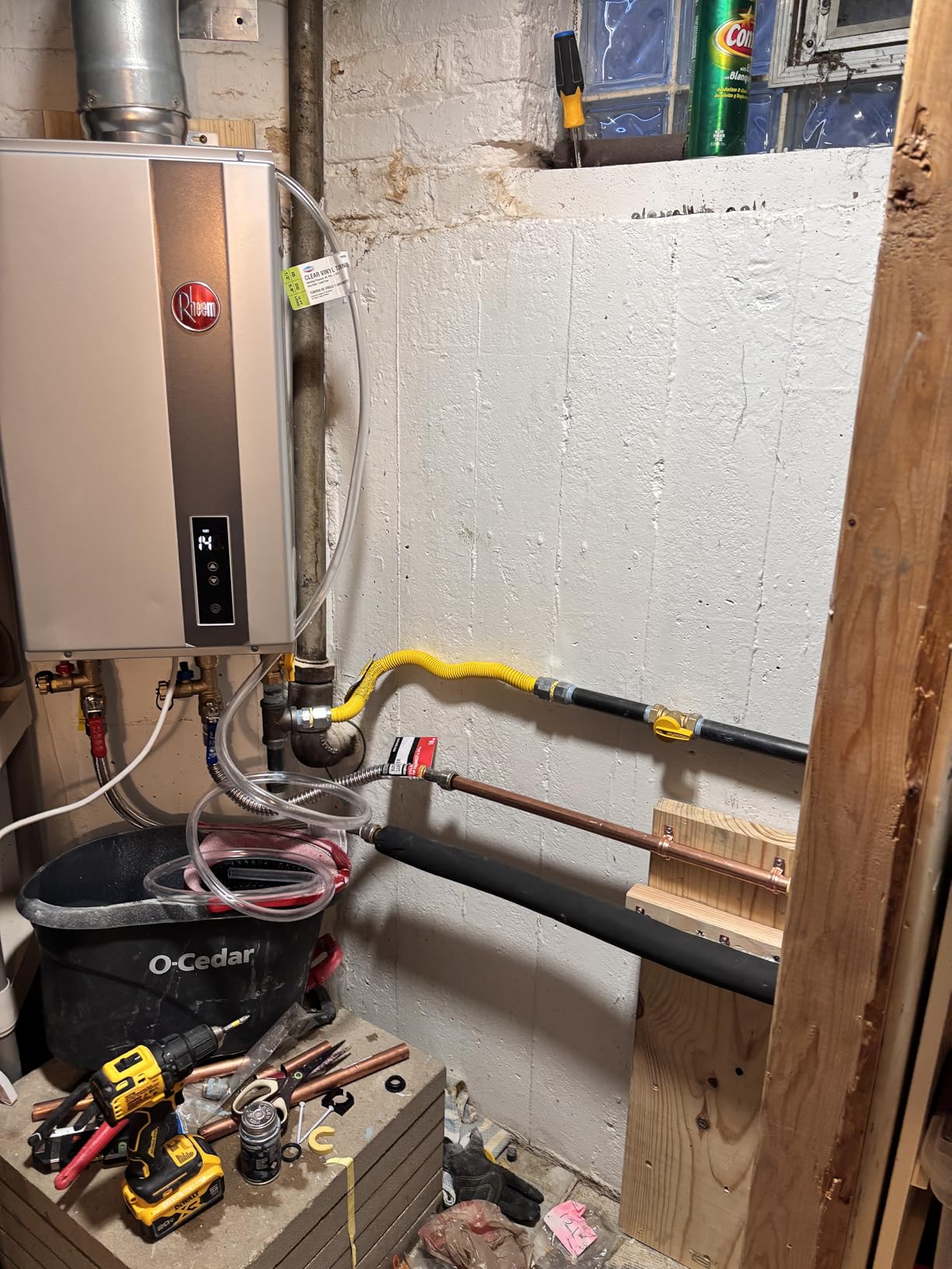 Rheem RTG-95DVLN-3 High Efficiency Non-Condensing Indoor Tankless Natural Gas Water Heater 9.5 GPM, 199,900 BTUs customer photo 1