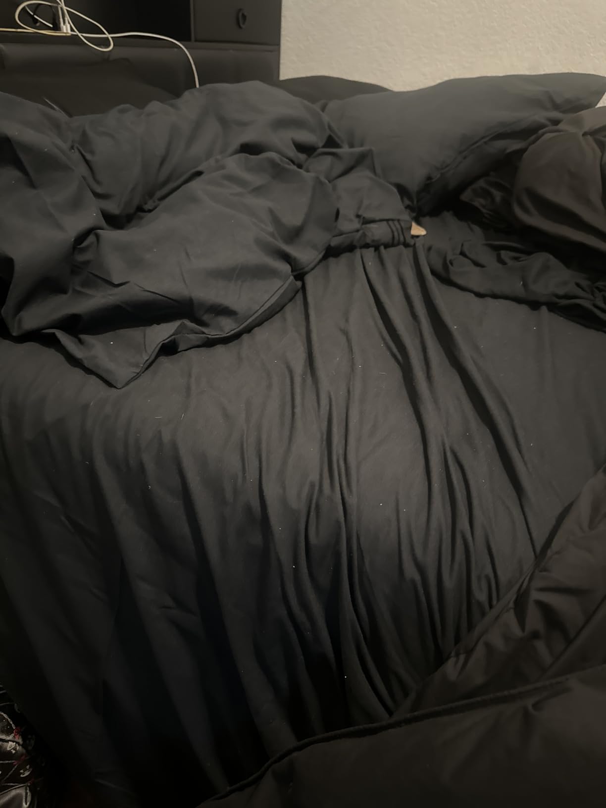 MLILY EGOHOME 14'' Hybrid Queen Mattress, Memory Foam Pocket Spring Mattress with Cooling Cover, Bed in a Box, CertiPUR-US Certified, Targeted Support Pressure Relief, 60''x80''x14'' Black customer photo 2