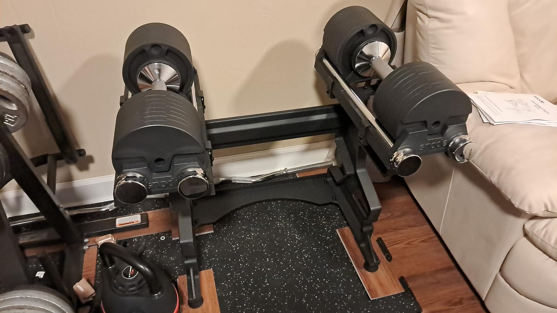 SNODE AD80 Drop Proof 80 lbs Adjustable Dumbbell Set -Adjustable Weights with Cast Iron Plates and Cradle, Knurled Handle, Fast Adjust, Compact Home Gym Equipment for Bench & Press customer photo 1