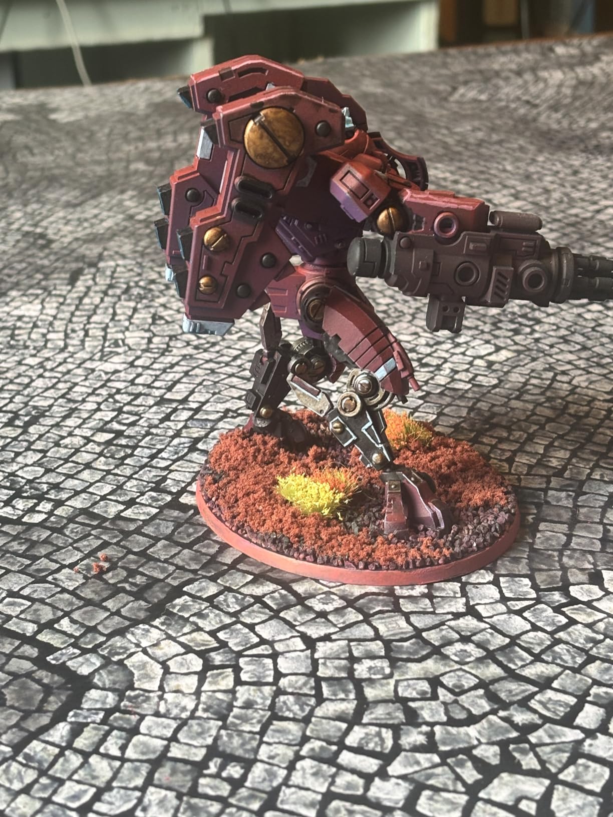 Kolinsky Sable Miniature Paint Brushes - Golden Maple Professional Ultra Fine Point Brush for Miniature, Model Painting & Watercolor Details - Size 3/0 4/0 5/0 customer photo 1